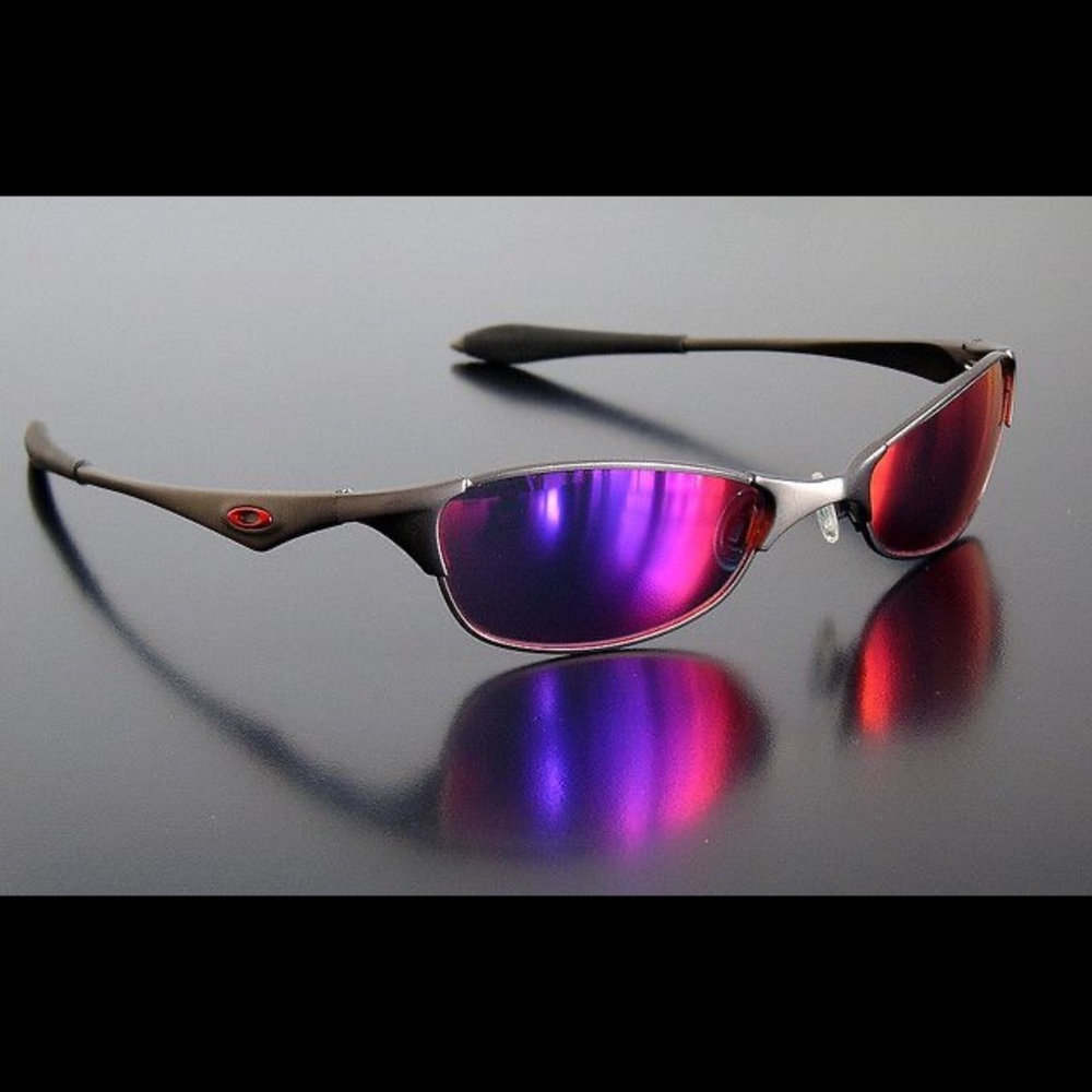 Oakley Wiretap 1.0